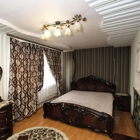 아파트 будинок 