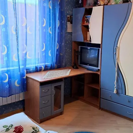 будинок 