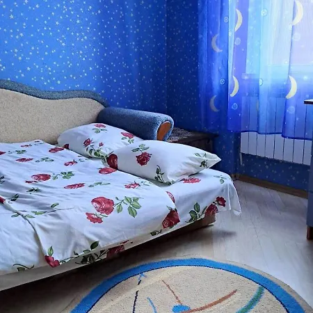 будинок 